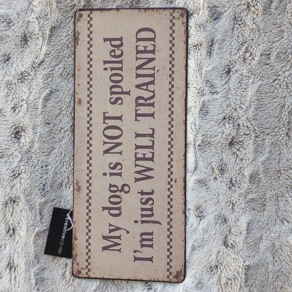 Distressed Look Metal Wall Dog Sign - Picture 1 of 3